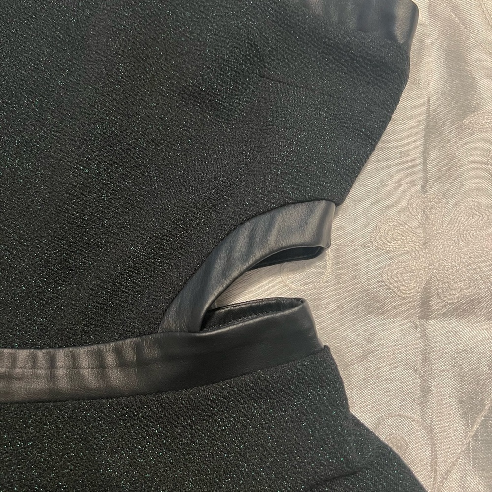 Charlotte Russe Black and Emerald Sparkle Skater Dress - Picture 3 of 7